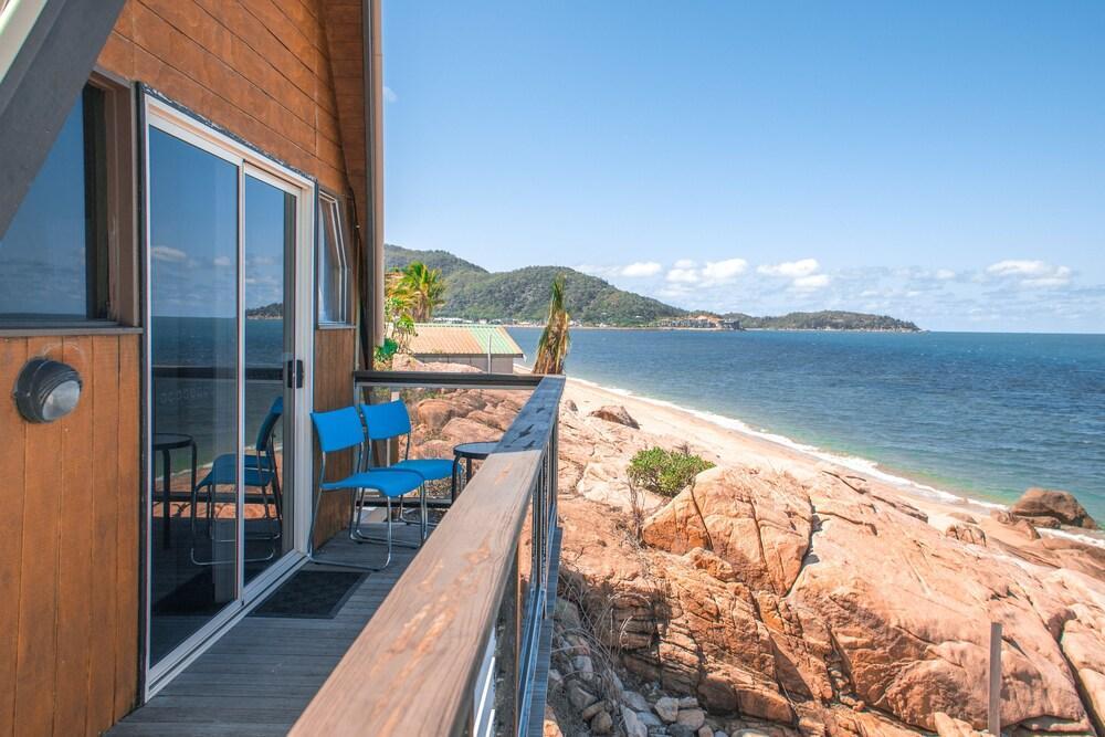 A Pousada Nomads Magnetic Island Nelly Bay Exterior foto
